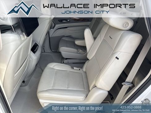 Used 2021 Cadillac Escalade Sport Platinum w/ Heavy-Duty Trailer Package AWD/4WD image 36