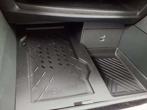 New 2026 Chrysler Pacifica Limited w/ S Appearance Package image 36