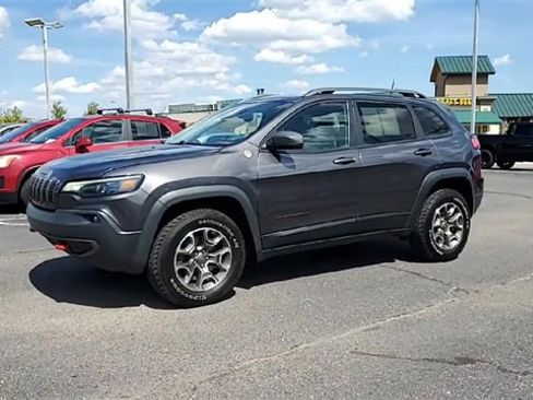 Used 2020 Jeep Cherokee Trailhawk w/ Cold Weather Group image 4