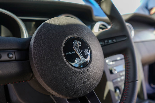 Used 2009 Ford Mustang Shelby GT500 RWD image 24