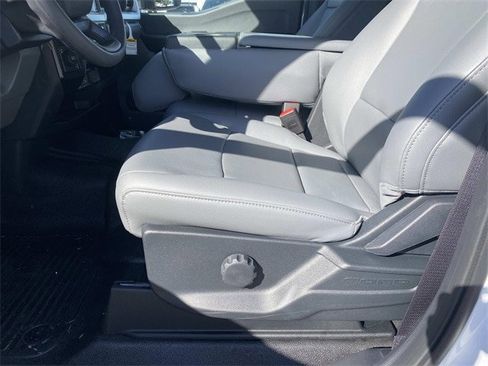New 2026 Ford F350 XL w/ XL Chrome Package image 30