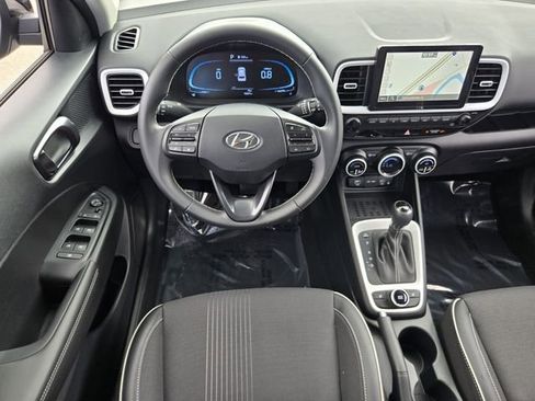 Certified 2023 Hyundai Venue Limited w/ Cargo Package image 12