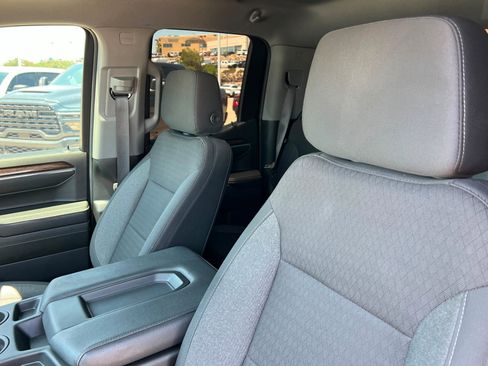 Used 2024 GMC Sierra 1500 Elevation RWD image 17