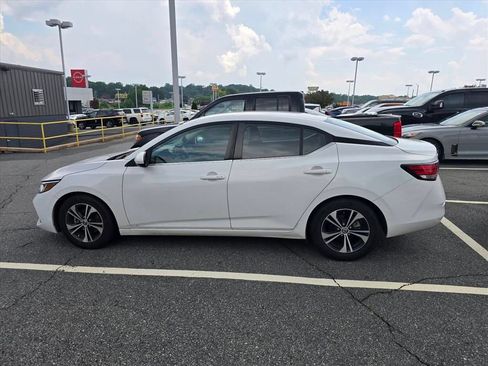 Used 2021 Nissan Sentra SV FWD image 11