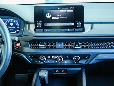 Used 2024 Honda Accord EX image 19