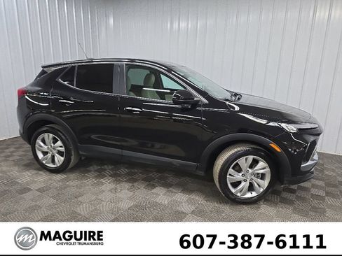 Used 2024 Buick Encore GX Preferred AWD/4WD image 1