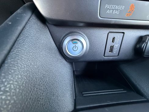 Certified 2025 Nissan Leaf S image 30