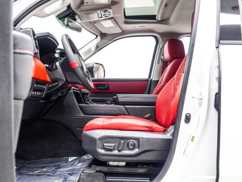 Used 2023 Toyota Sequoia TRD Pro AWD/4WD image 41