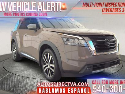 Used 2023 Nissan Pathfinder Platinum w/ Cargo Package