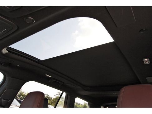 Used 2025 Lincoln Aviator Reserve w/ Equipment Group 201A AWD/4WD image 36