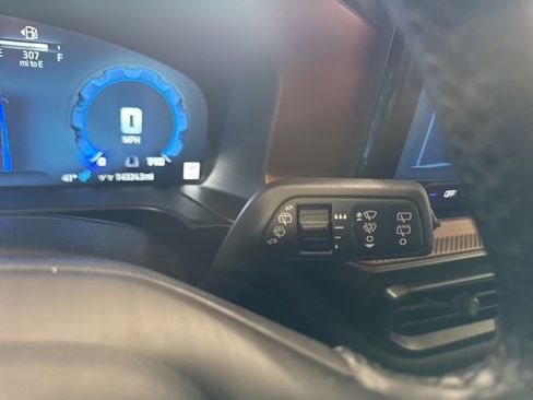 Used 2025 Ford Bronco Sport Outer Banks w/ Outer Banks Tech Package+ image 30