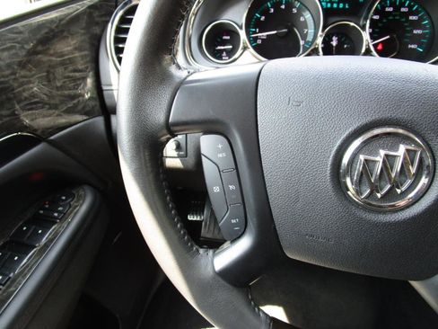 Used 2014 Buick Enclave Premium FWD image 12