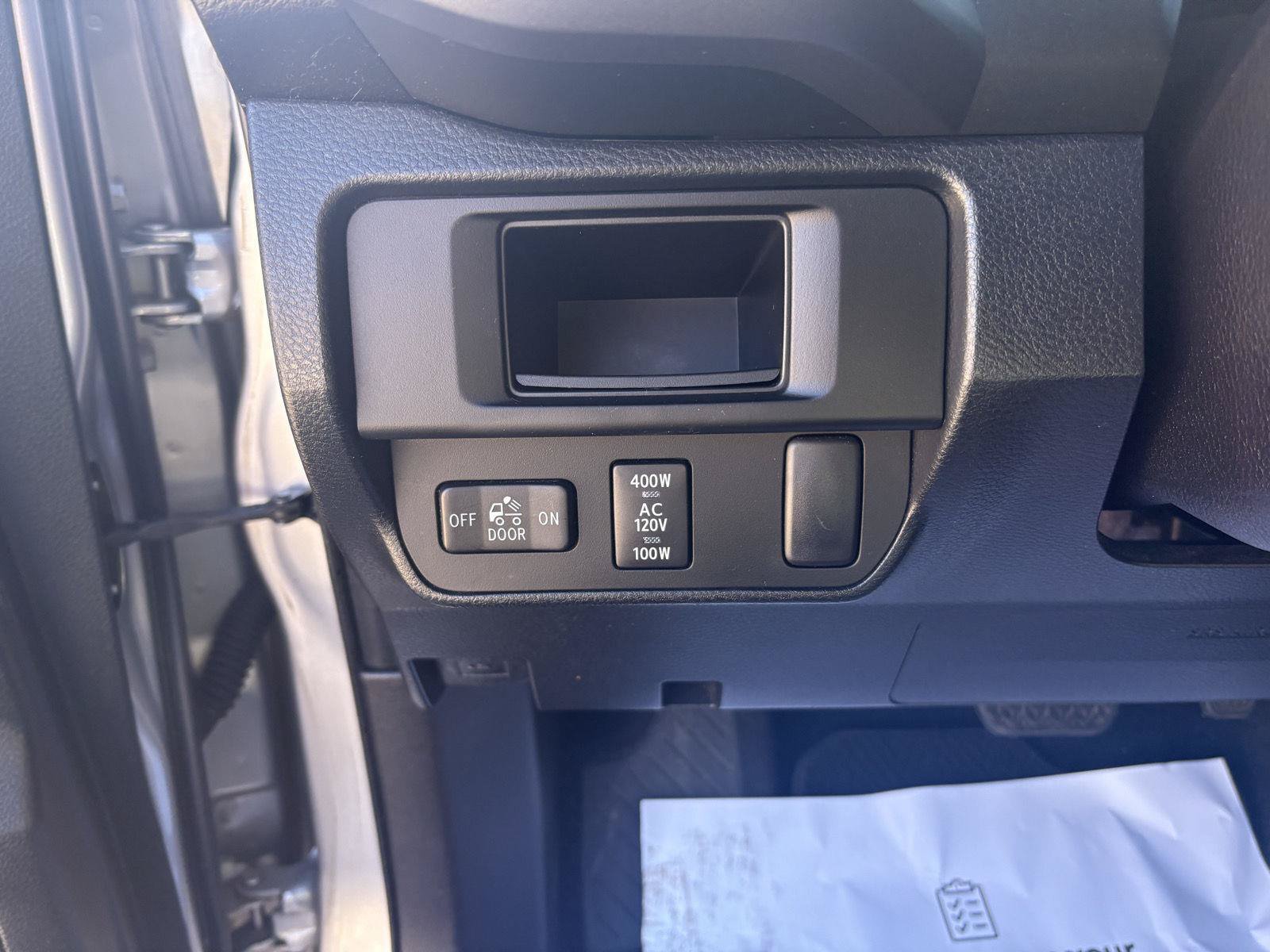 Used 2016 Toyota Tacoma TRD Off-Road w/ Towing Package AWD/4WD image 13