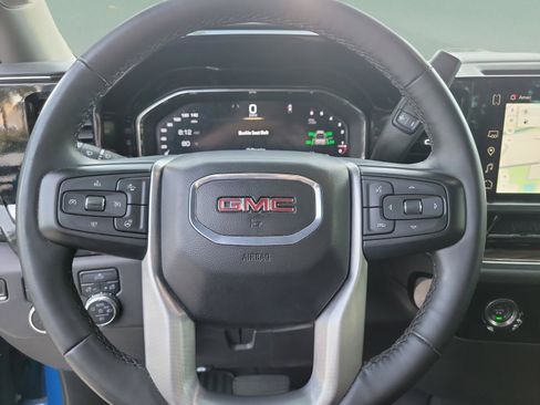 Used 2024 GMC Sierra 1500 Elevation AWD/4WD image 16