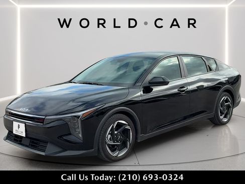 Used 2025 Kia K4 EX FWD image 7