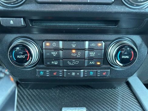 Used 2018 Ford F150 Raptor w/ Equipment Group 802A Luxury AWD/4WD image 23