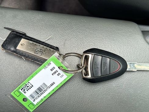 Used 2005 Porsche Boxster S image 33