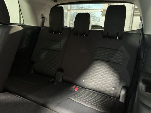 Used 2023 Nissan Pathfinder SV w/ Cargo Package image 31