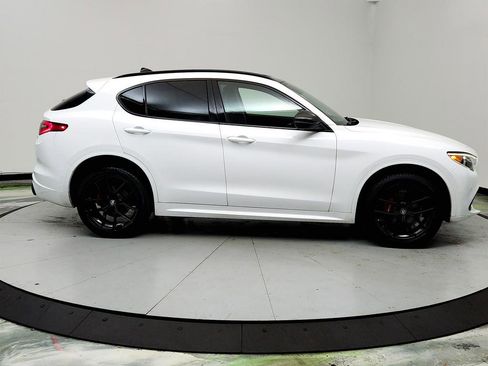 Used 2020 Alfa Romeo Stelvio Sport w/ Quick Order Package 22K Sport image 4
