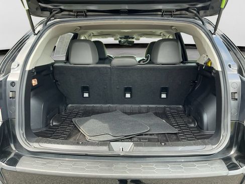 Used 2021 Subaru Crosstrek 2.5i Sport w/ Moonroof Package AWD/4WD image 14