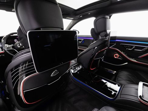 Certified 2024 Mercedes-Benz Maybach S 580 4MATIC image 31