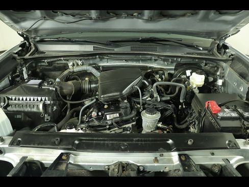 Used 2022 Toyota Tacoma SR image 17