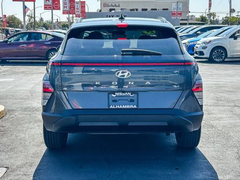 Used 2024 Hyundai Kona SEL FWD image 8