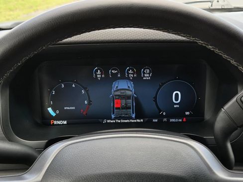Used 2025 Ford F150 XLT AWD/4WD image 18