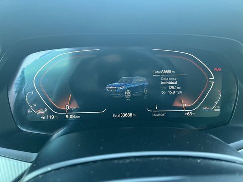 Used 2022 BMW X5 sDrive40i w/ M Sport Package image 10