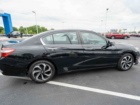 Used 2016 Honda Accord EX-L image 6