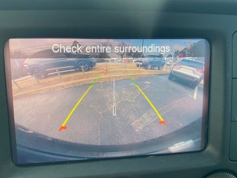 Used 2021 Jeep Wrangler Unlimited Sport image 27