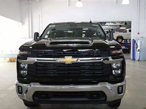New 2025 Chevrolet Silverado 2500 LT w/ Convenience Package image 3