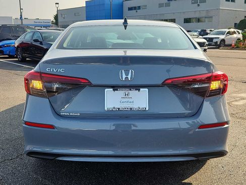 Certified 2023 Honda Civic EX image 5