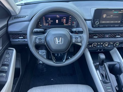 Used 2023 Honda Accord EX image 13