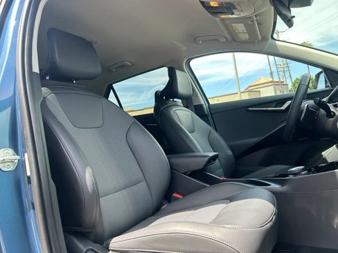 Used 2024 Kia Niro Wind FWD image 32