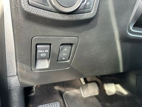 Used 2020 Ford F150 Lariat w/ Equipment Group 502A Luxury AWD/4WD image 31