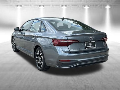 Certified 2024 Volkswagen Jetta Sport FWD image 3