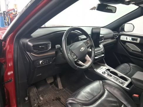 Used 2020 Ford Explorer Platinum w/ Premium Technology Package AWD/4WD image 28