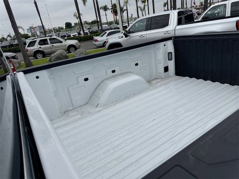 Used 2024 GMC Sierra 1500 Pro w/ Convenience Package image 27