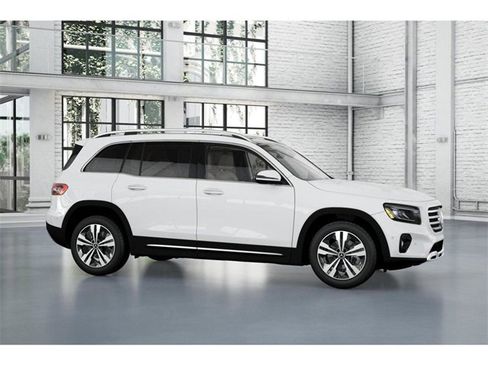 New 2026 Mercedes-Benz GLB 250 4MATIC image 14