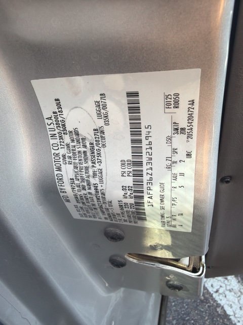 Used 2003 Ford Focus SE FWD image 14