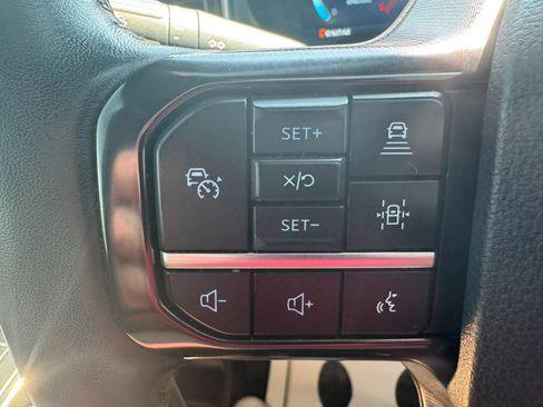 Used 2023 Ford F250 Platinum AWD/4WD image 12