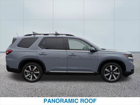 Used 2023 Honda Pilot Elite image 6