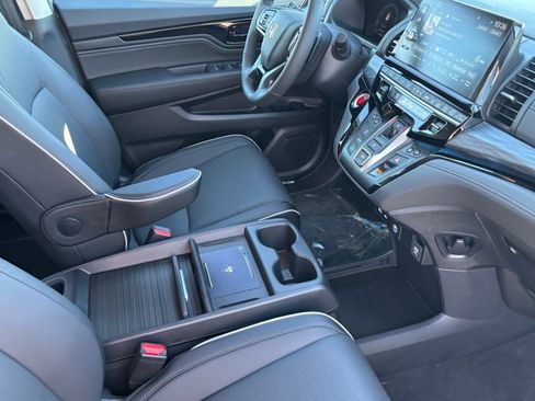 New 2026 Honda Odyssey Elite image 7