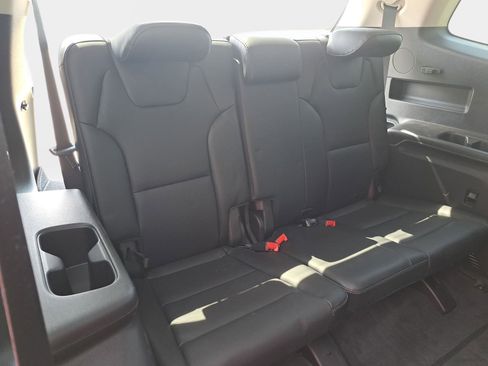 Used 2024 Kia Telluride S w/ S Sunroof Package FWD image 12
