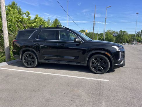 Used 2024 Hyundai Palisade XRT FWD image 2