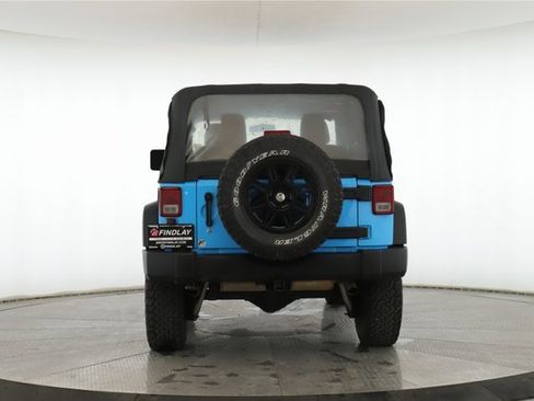 Used 2018 Jeep Wrangler Sport image 12