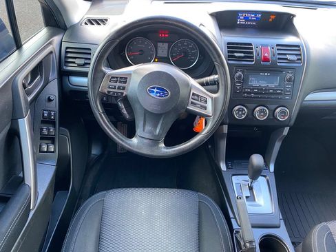 Used 2015 Subaru Forester 2.5i Premium w/ All-Weather Package AWD/4WD image 12