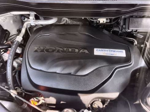 Used 2017 Honda Pilot EX-L image 10