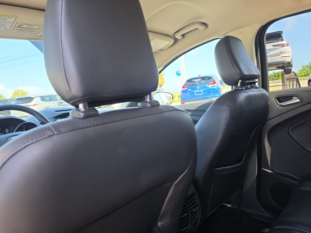 Used 2018 Ford Escape SEL FWD image 12